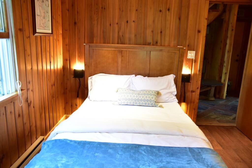 Quiet And Comfy 3Bed/2Bath - Chalet With Hot Tub. Cedar 外观 照片
