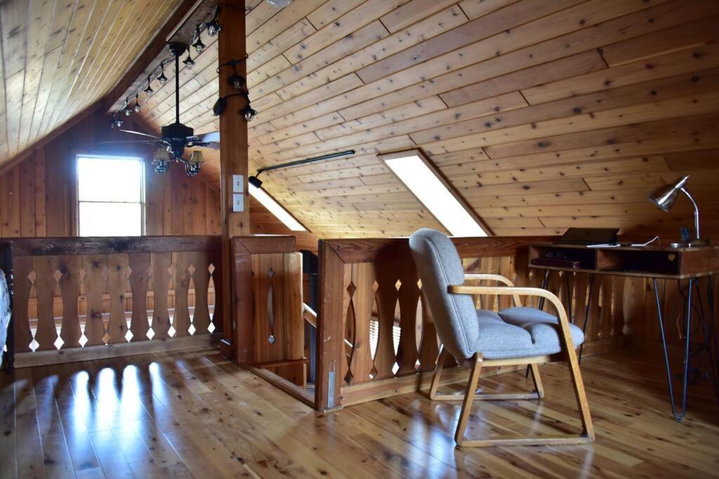 Quiet And Comfy 3Bed/2Bath - Chalet With Hot Tub. Cedar 外观 照片