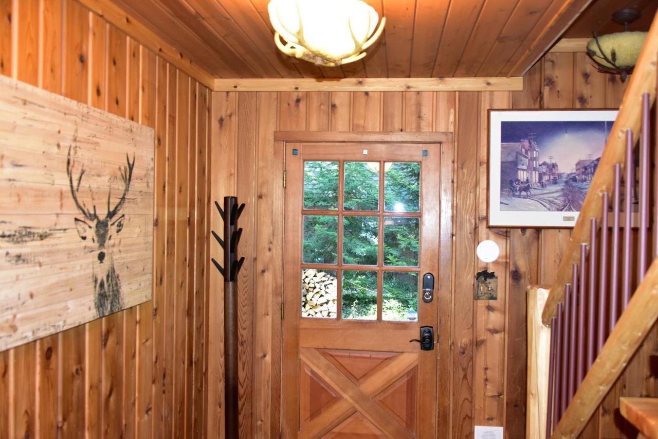 Quiet And Comfy 3Bed/2Bath - Chalet With Hot Tub. Cedar 外观 照片