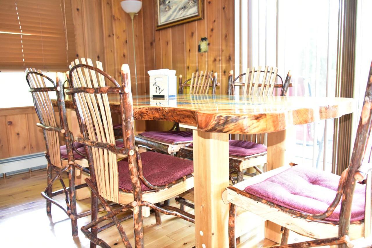 Quiet And Comfy 3Bed/2Bath - Chalet With Hot Tub. Cedar 外观 照片